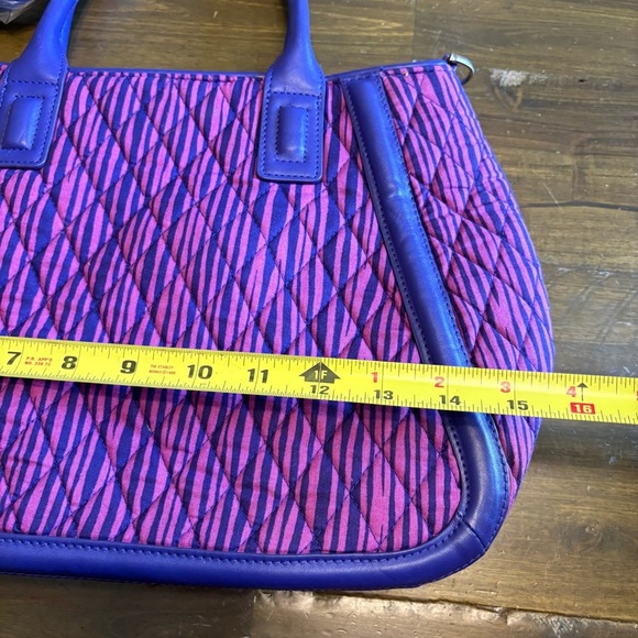 VERA BRADLEY Impressionista Stripe Trapeze
Satchel Pink & Purple Quilted Tote - Picture 6 of 8